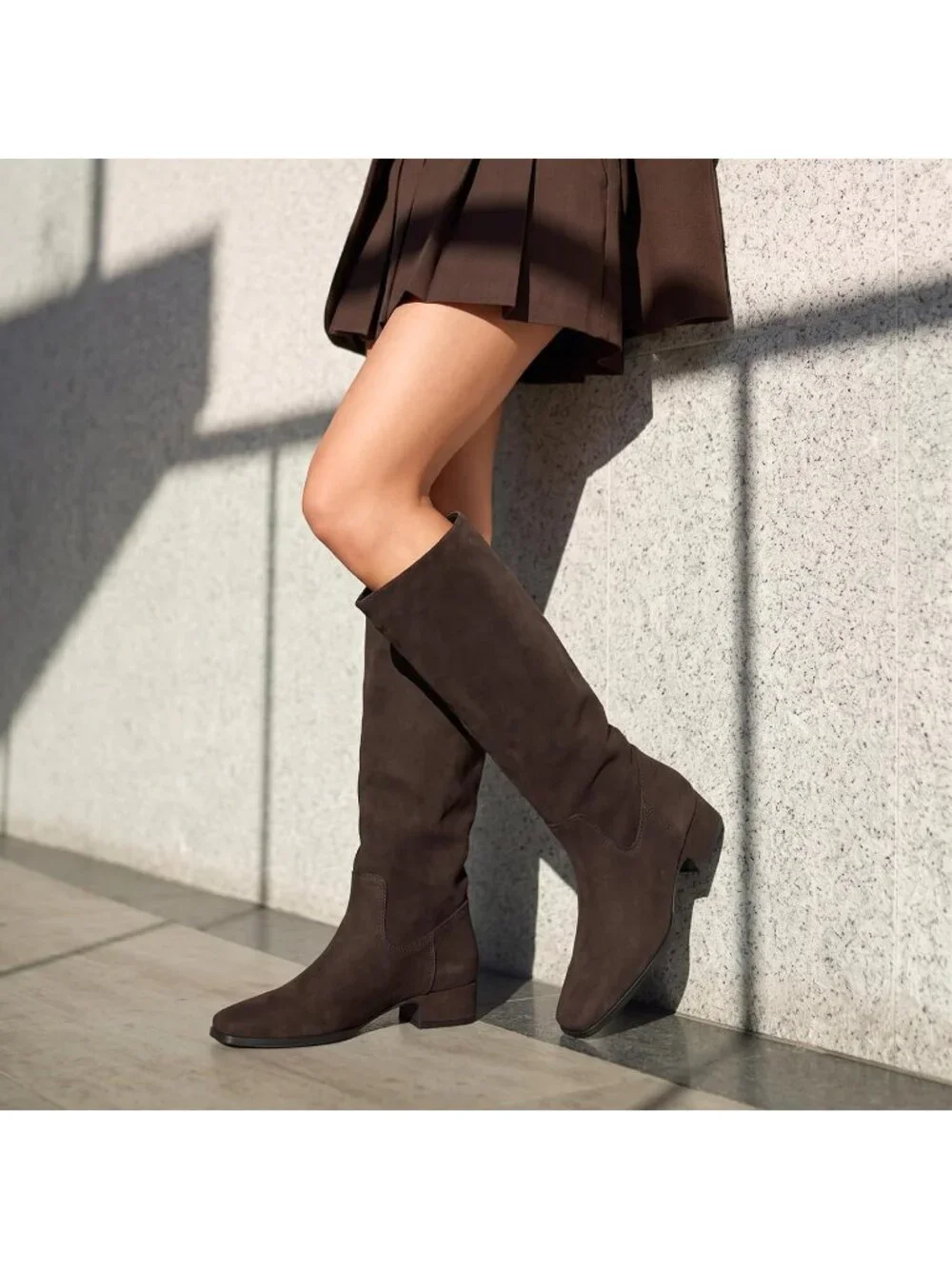 Women's Chocolate Faux Suede Flat Chunky Low Heel Stretchy Shaft Knee High Boots